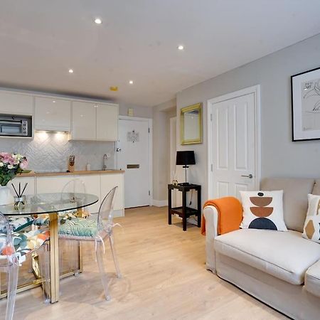Glamorous Art Deco Flat In Chelsea London Exteriör bild